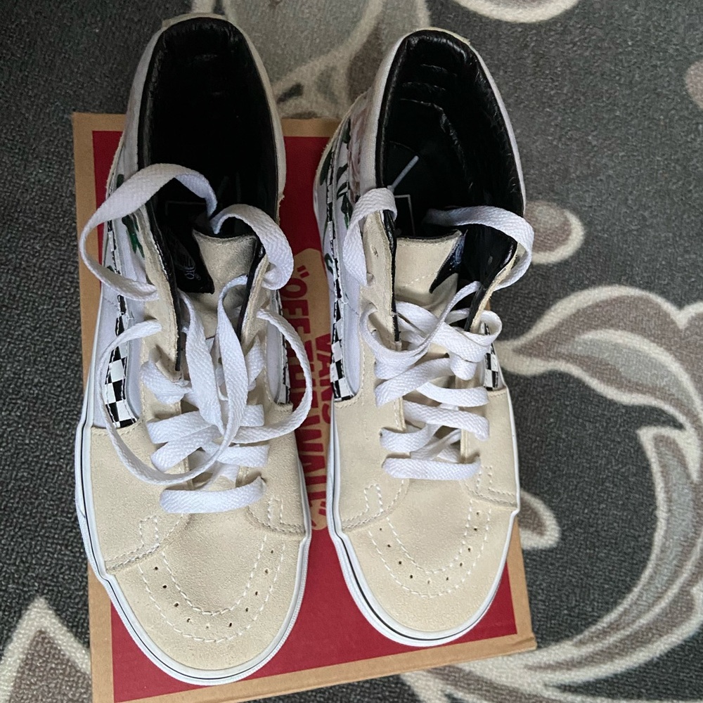 High Top Vans - Picture 7 of 8